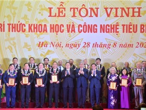 Vinh danh 135 trí thức KH&CN tiêu biểu